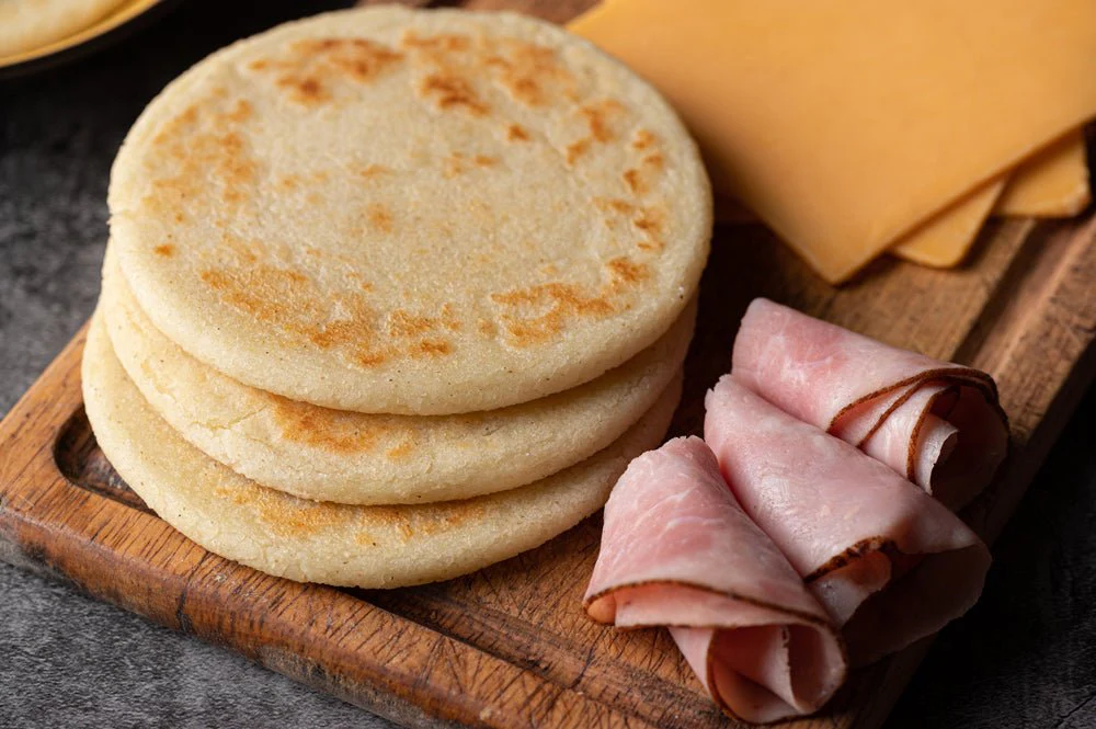 Arepas de Queso - 24 Units